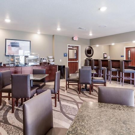 Cobblestone Inn & Suites - Holdrege מראה חיצוני תמונה