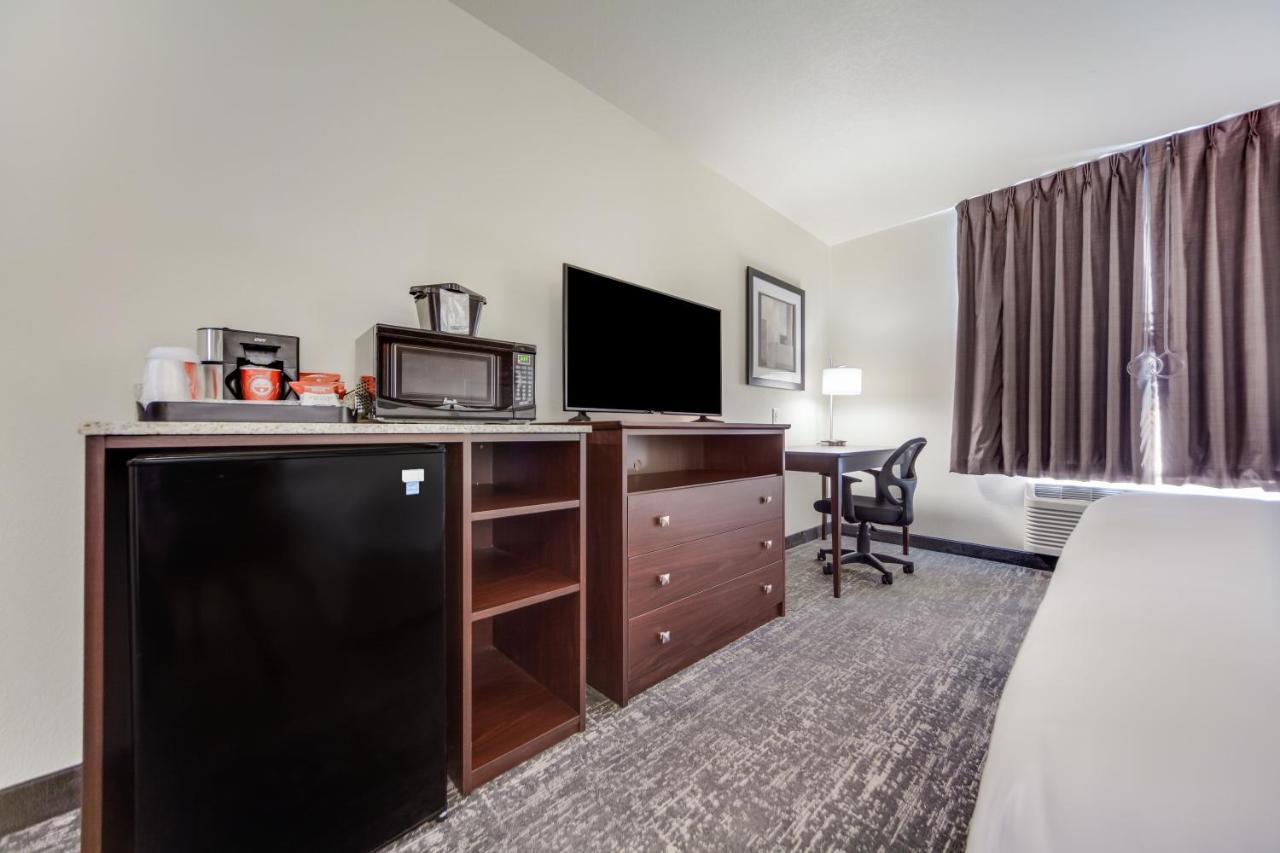 Cobblestone Inn & Suites - Holdrege מראה חיצוני תמונה